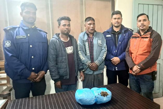 নবীগঞ্জের দুই মাদক ব্যবসায়ী শেরপুর পুলিশের হাতে এক কেজি গাঁজ...