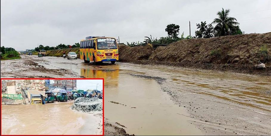 ঢাকা-সিলেট মহাসড়কে বৃষ্টিতে যাত্রীদের চরম ভোগান্তী
