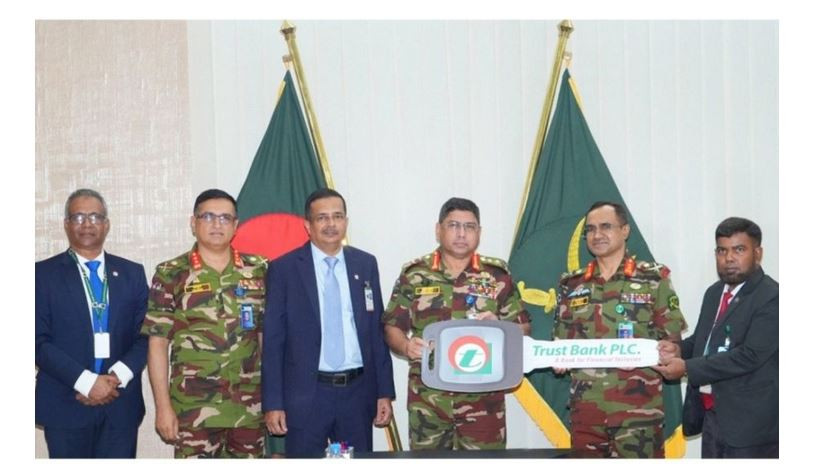 সিলেটের বিশেষ চাহিদাসম্পন্ন শিশুরা পেল বাস
